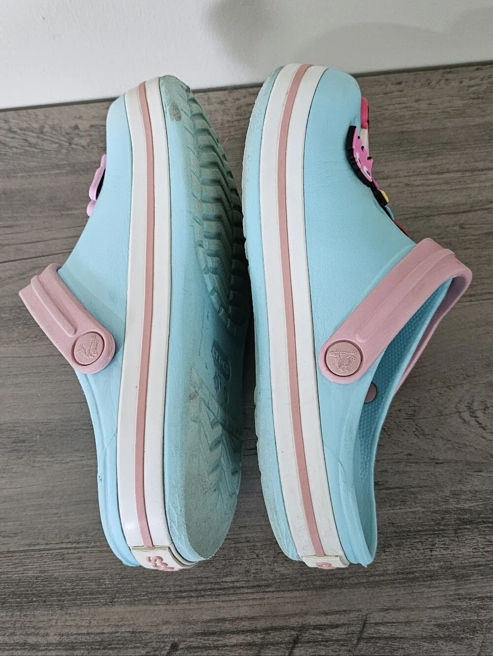 CROCS Kid Light Blue Clog Sandal Pink Trim Charms Girl J 3 Hello Kitty Minecraft